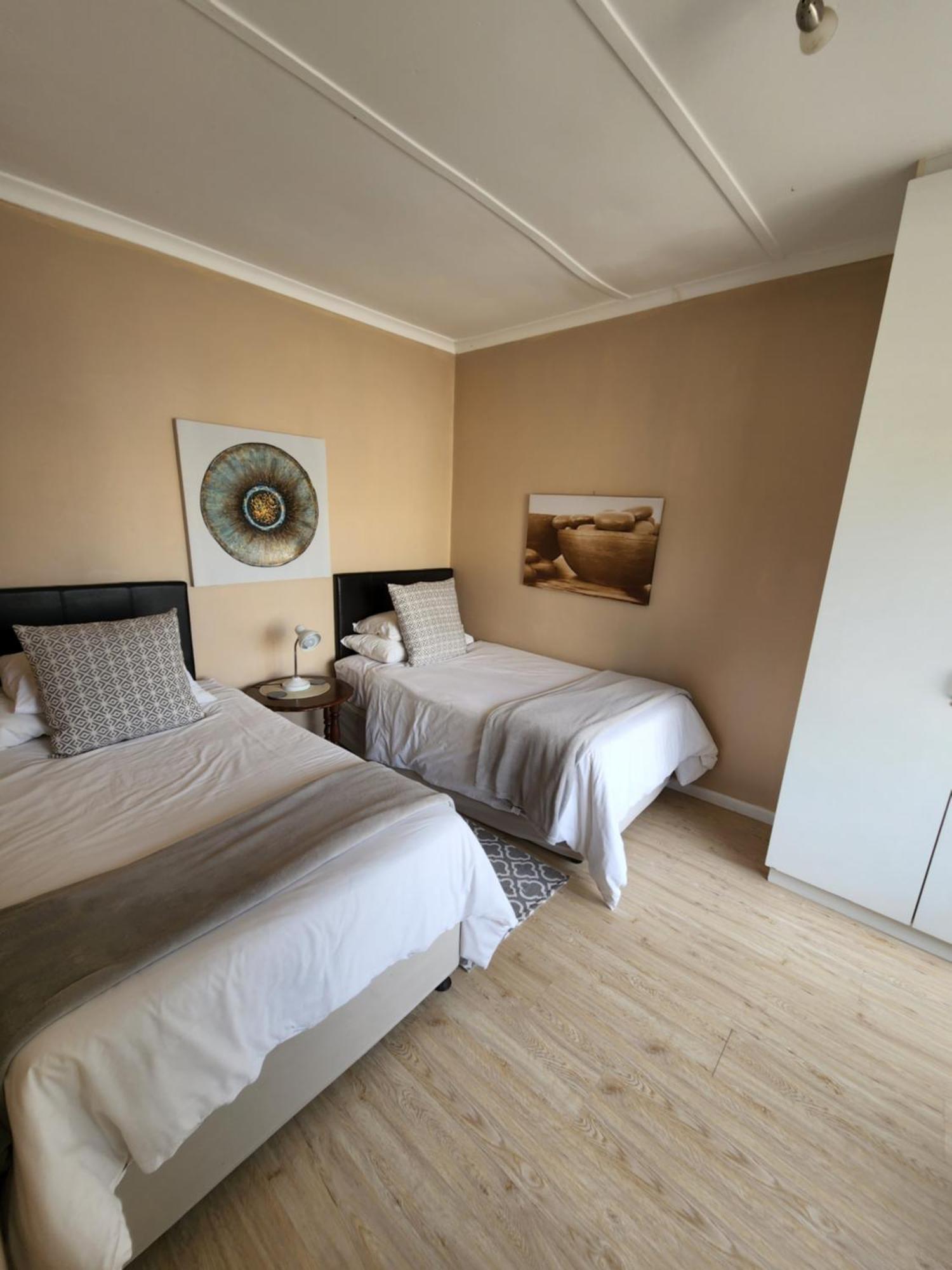 Jenvey House Selfcatering Apartments & Bnb بورت اليزابيث المظهر الخارجي الصورة